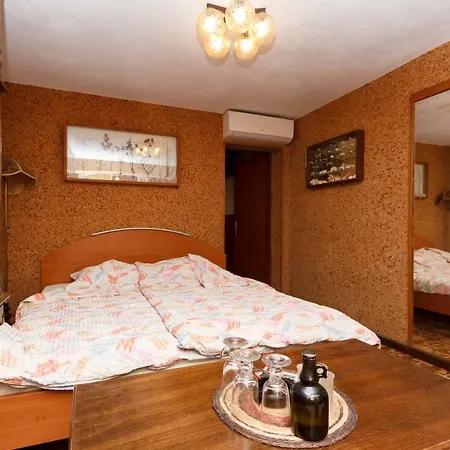 Rasan Apartment *
